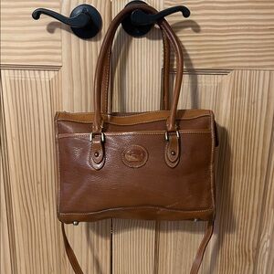 Vintage Dooney & Bourke purse with crossbody strap